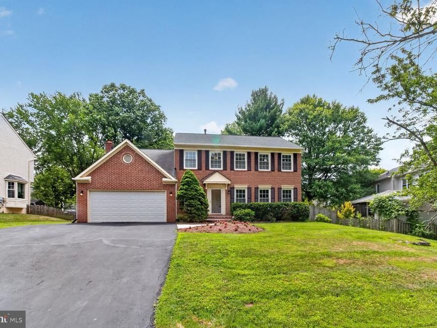 4224 Thorncroft Terrace, Olney, MD 20832 Main Photo