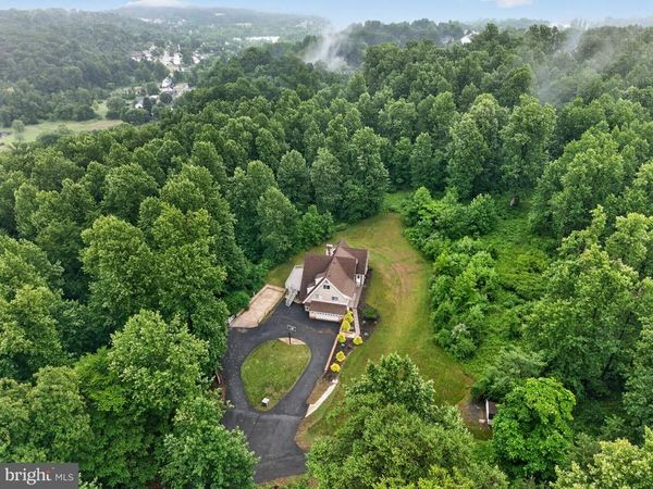665 FAIRMONT AVENUE , MOHNTON, PA 19540