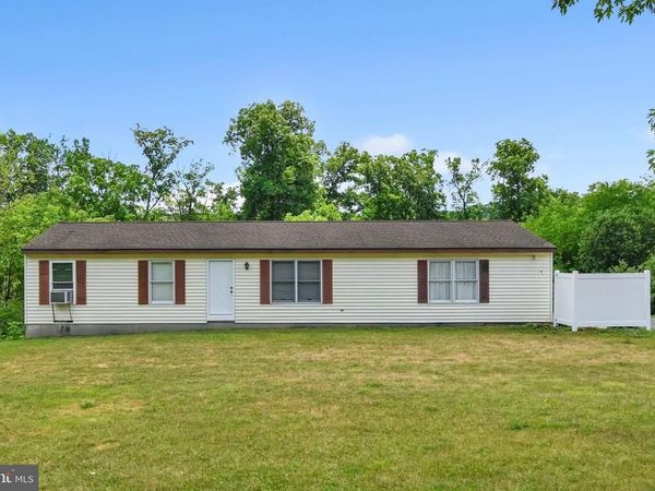 4031 PRICETOWN ROAD , FLEETWOOD, PA 19522
