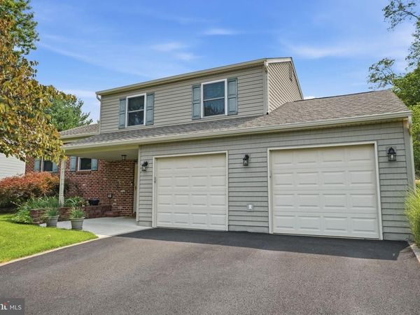 21 ALSCOT LANE, LANGHORNE, PA 19047