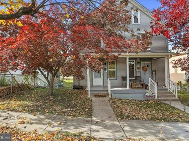 210 LINDEN AVENUE, MERCERSBURG, PA 17236