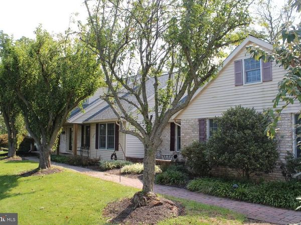 250 INDIAN LANE, BOYERTOWN, PA 19512