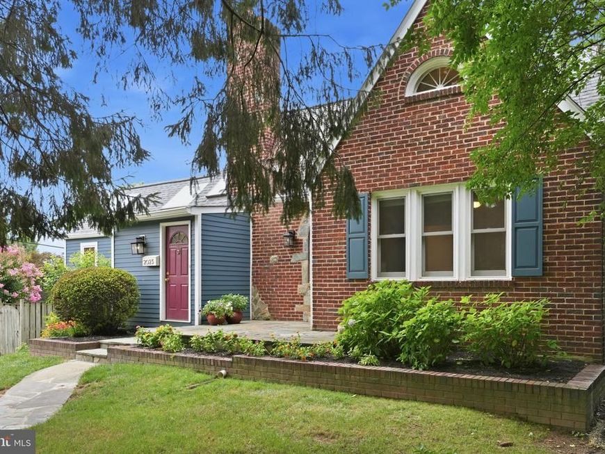 2023 Lansdowne Way , Silver Spring, MD 20910 Main Photo