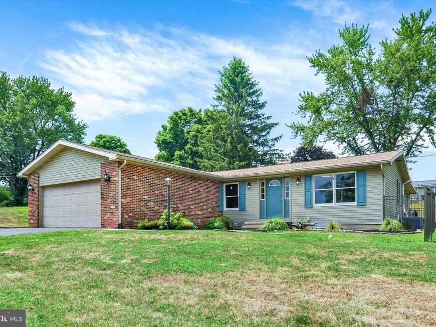 120 Denison Drive , Dauphin, PA 17018 Main Photo