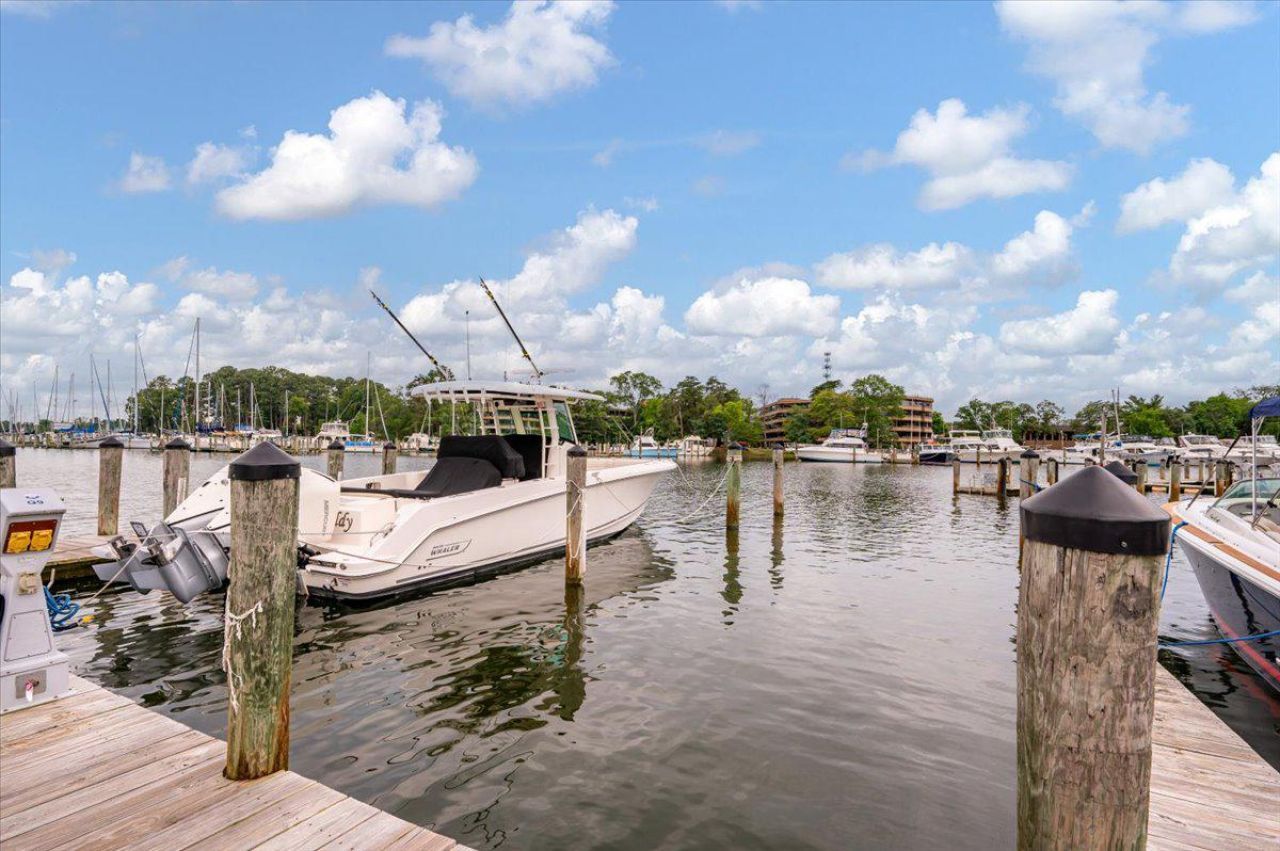 921 SPINNAKER WAY , SOLOMONS, MD 20688