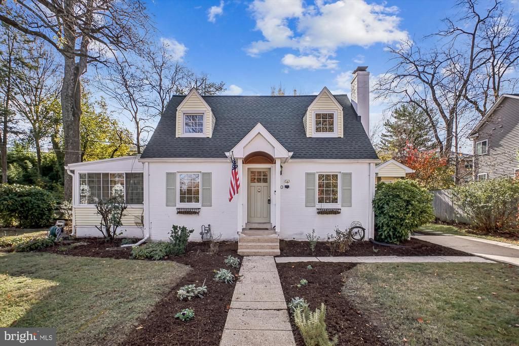 1110 Jackson Court, Falls Church, VA 22046 Main Photo