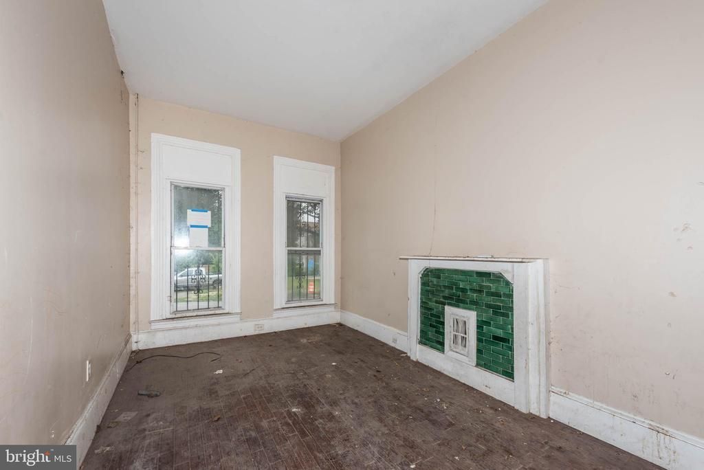 214 N FULTON AVENUE , BALTIMORE, MD 21223