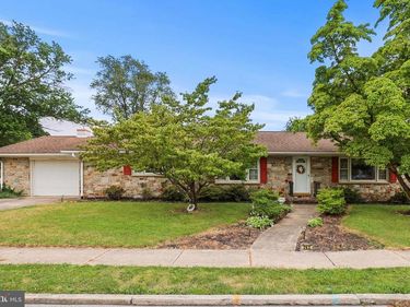 263 MCKINLEY AVENUE, HANOVER, PA 17331