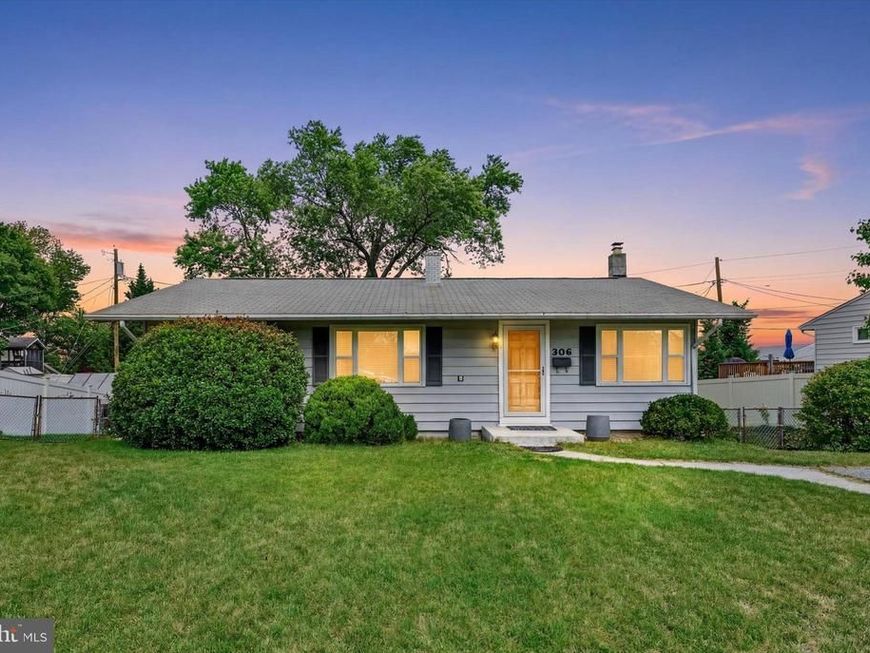 306 Regency Circle, Linthicum Heights, MD 21090 Main Photo