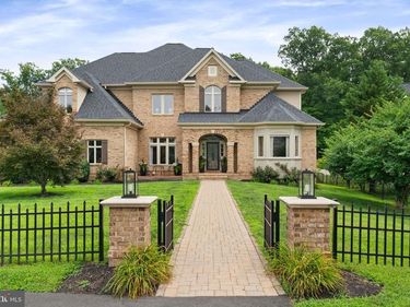 20262 REDROSE DRIVE, STERLING, VA 20165