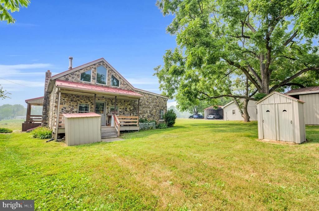 3390 MOUNTAIN ROAD, HAMBURG, PA 19526