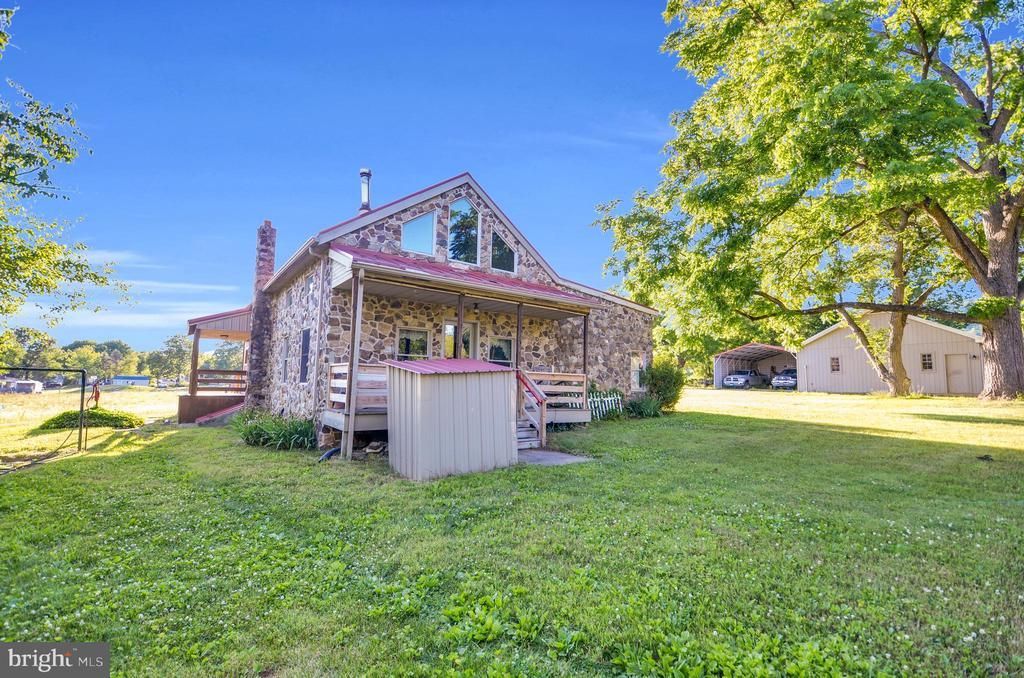 3390 MOUNTAIN ROAD , HAMBURG, PA 19526