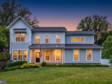 9932 CLEARFIELD AVENUE, VIENNA, VA 22181