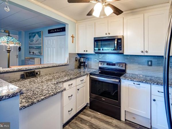2302 RIDDLE AVENUE, Unit 2, WILMINGTON, DE 19806