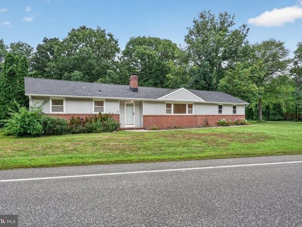 587 MAGNOLIA ROAD, PEMBERTON, NJ 08068
