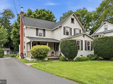 3 MAPLE AVENUE, PAOLI, PA 19301