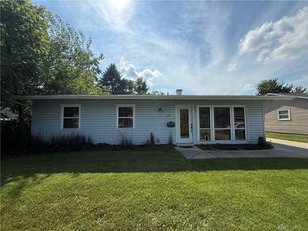 1229 Jeanette Drive, Riverside, OH 45432