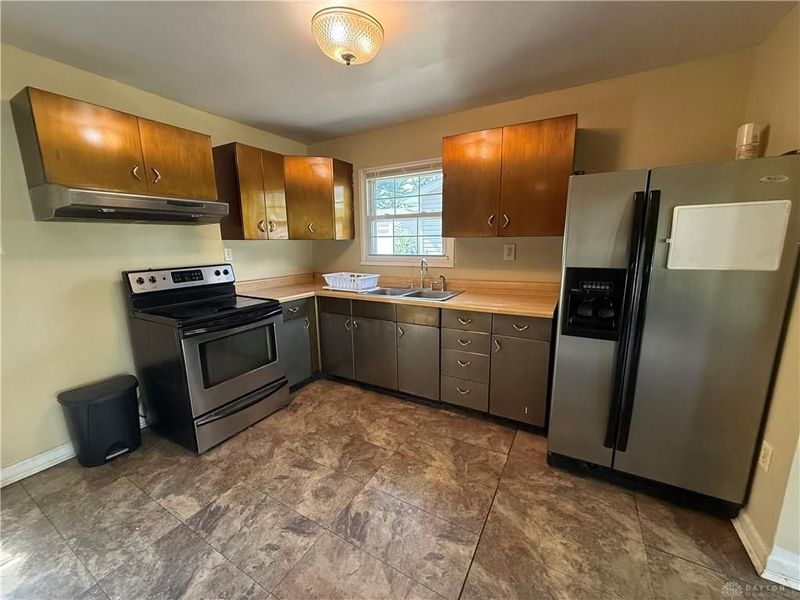 1229 Jeanette Drive, Riverside, OH 45432 Photo 12