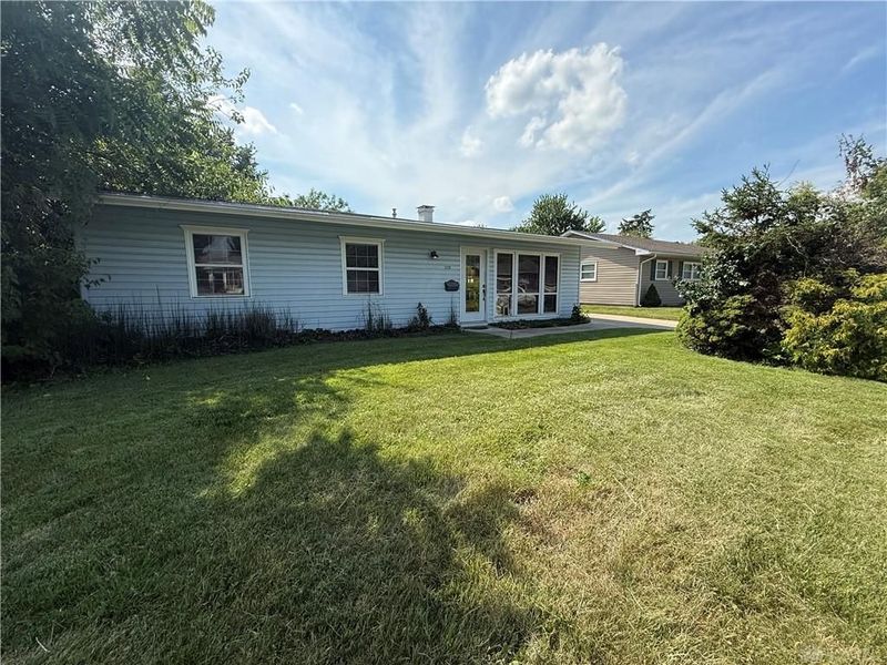 1229 Jeanette Drive, Riverside, OH 45432 Photo 2