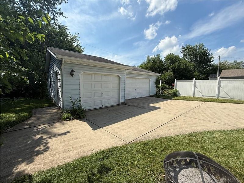 1229 Jeanette Drive, Riverside, OH 45432 Photo 22