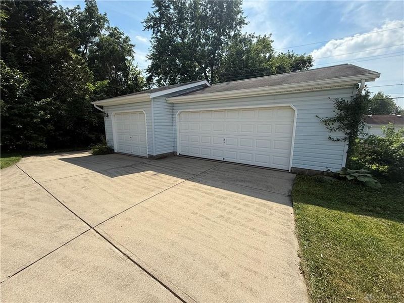 1229 Jeanette Drive, Riverside, OH 45432 Photo 23