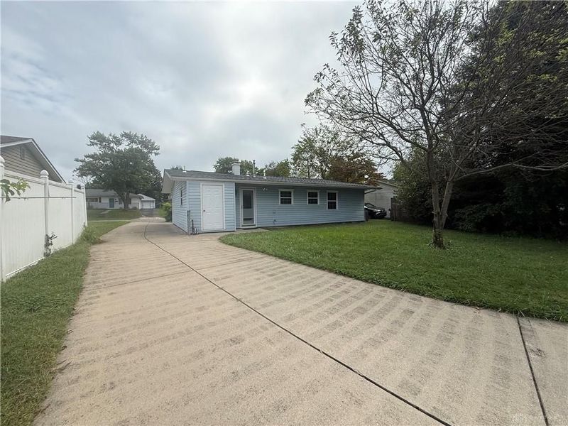 1229 Jeanette Drive, Riverside, OH 45432 Photo 26