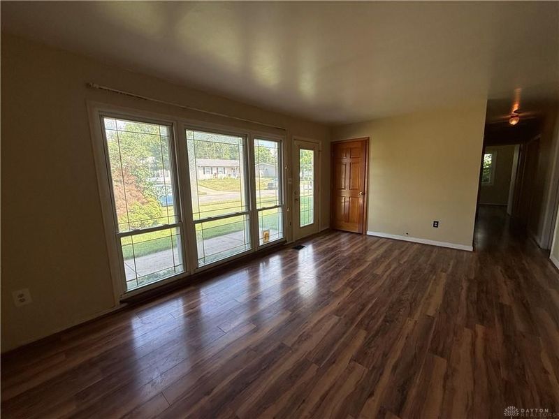 1229 Jeanette Drive, Riverside, OH 45432 Photo 8