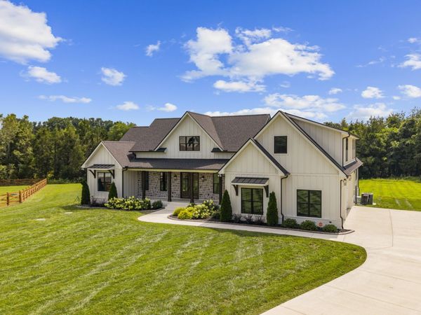 218 Breckenridge Glen Dr, Mount Juliet, TN 37122