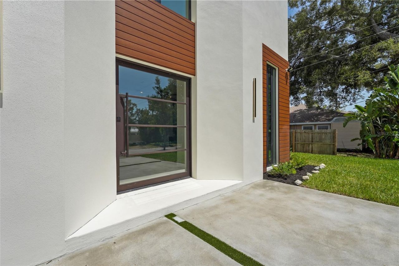 2604 Sydelle Street, Sarasota, FL 34237 Photo