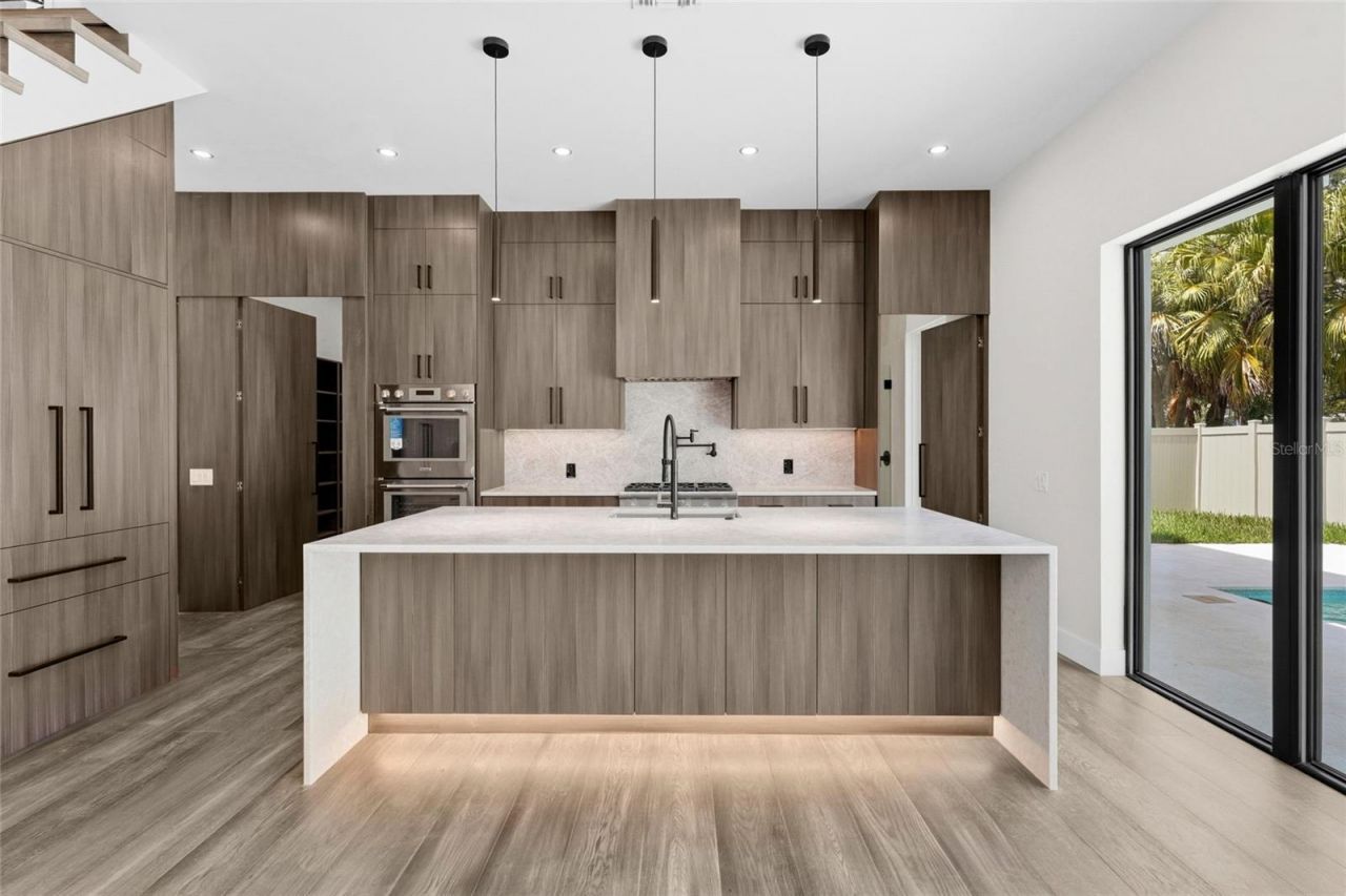 2604 Sydelle Street, Sarasota, FL 34237 Photo