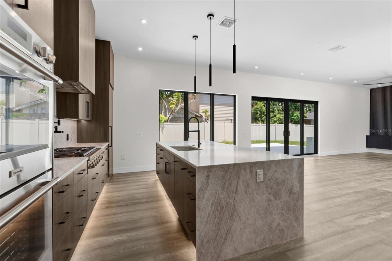 2604 Sydelle Street, Sarasota, FL 34237 Photo