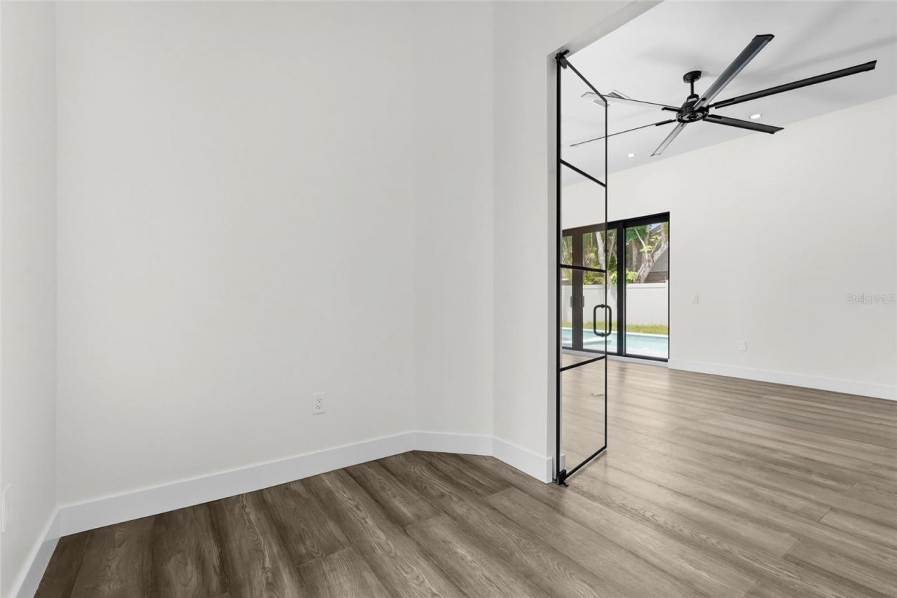 2604 Sydelle Street, Sarasota, FL 34237 Photo