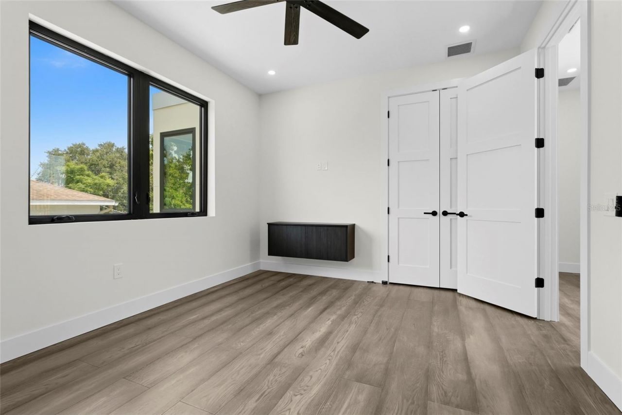 2604 Sydelle Street, Sarasota, FL 34237 Photo