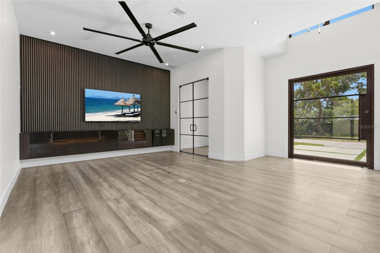 2604 Sydelle Street, Sarasota, FL 34237 Photo