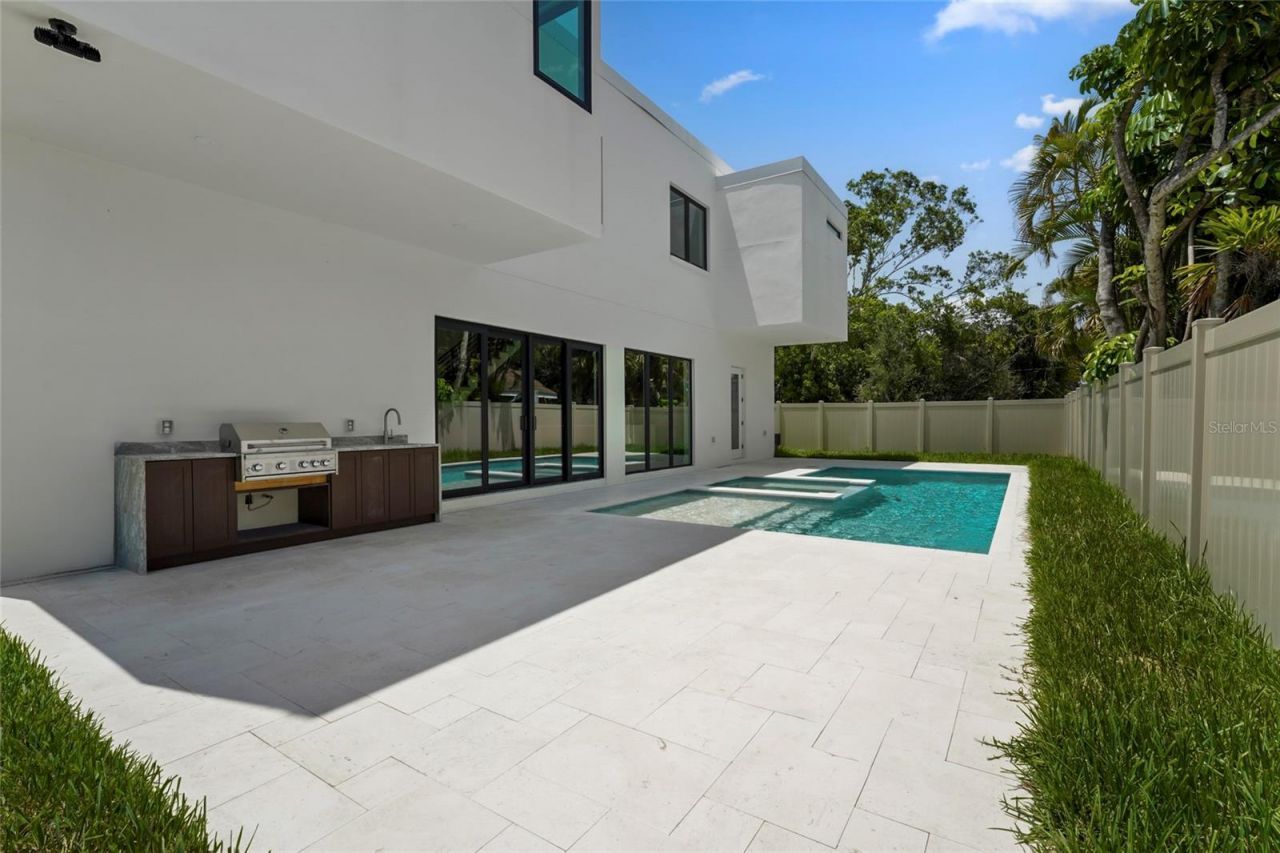 2604 Sydelle Street, Sarasota, FL 34237 Photo