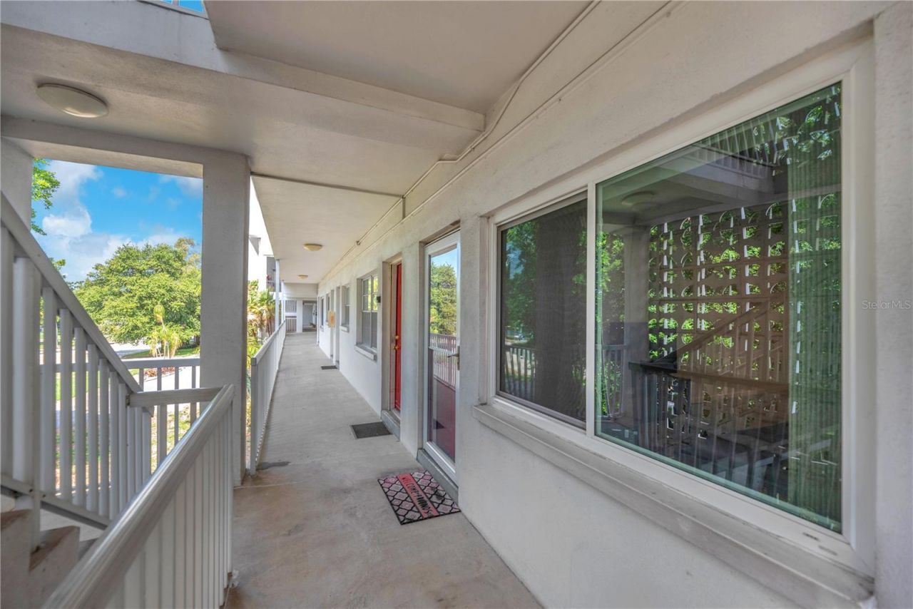 5155 9th Avenue N, Unit 211, Saint Petersburg, FL 33710 Photo