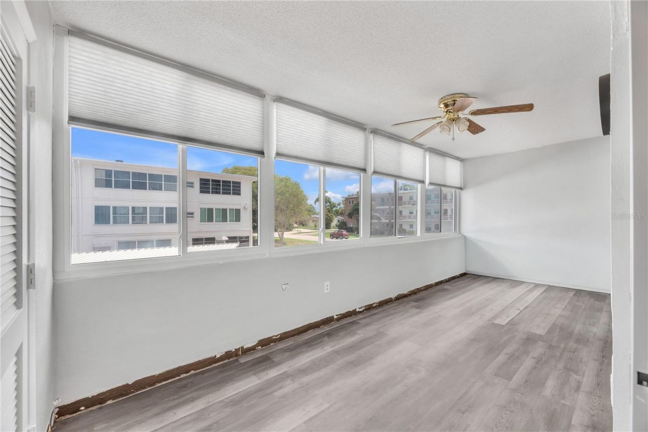 5155 9th Avenue N, Unit 211, Saint Petersburg, FL 33710 Photo