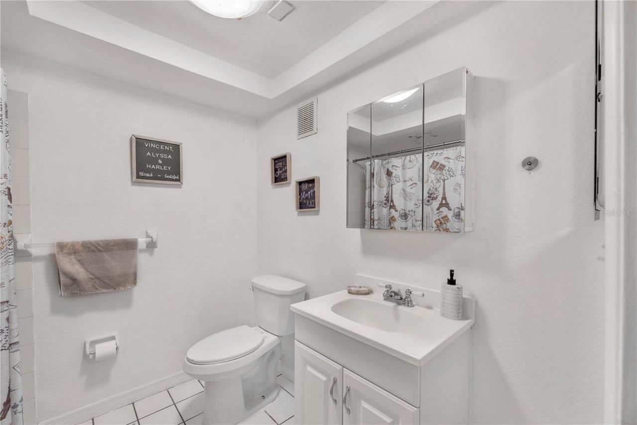 5155 9th Avenue N, Unit 211, Saint Petersburg, FL 33710 Photo