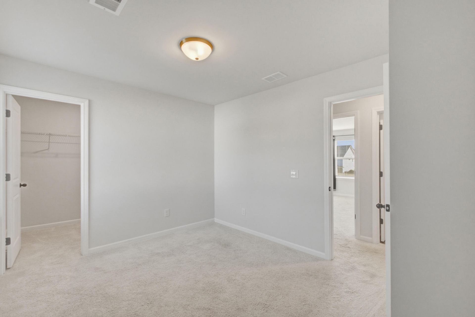 705 Mcroy Street Photo 26