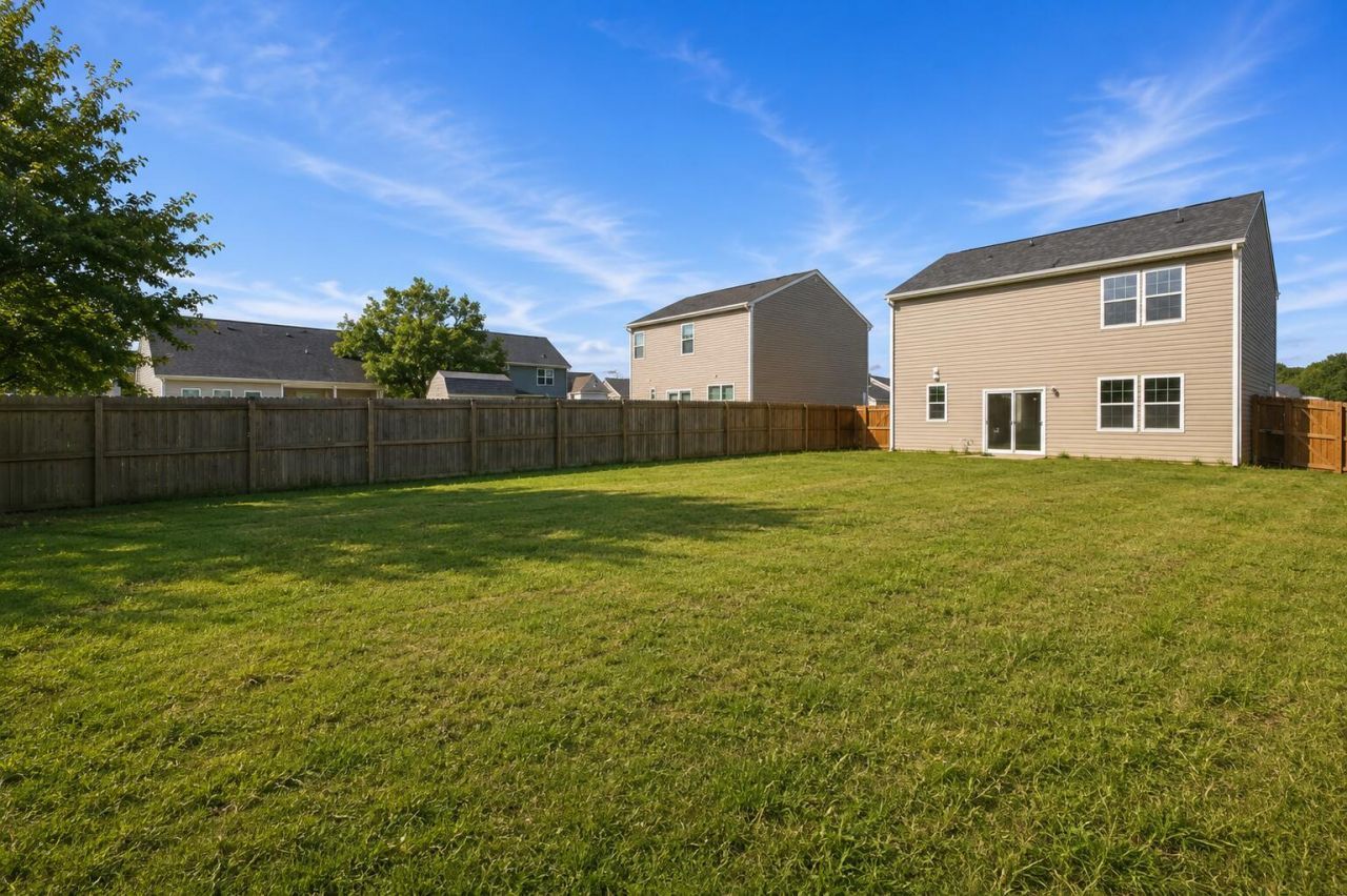 705 Mcroy Street Photo 35