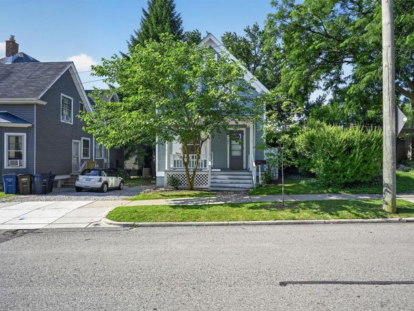 207 W Jefferson Street, Ann Arbor, MI 48103