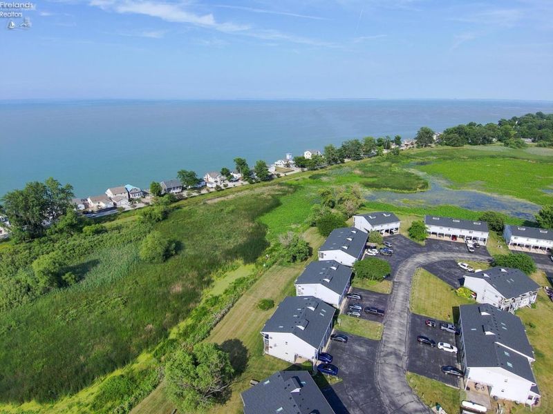 6475 Harris Harbor Drive, Oak Harbor, OH 43449 Photo 21