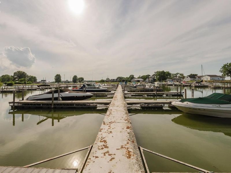 6475 Harris Harbor Drive, Oak Harbor, OH 43449 Photo 23
