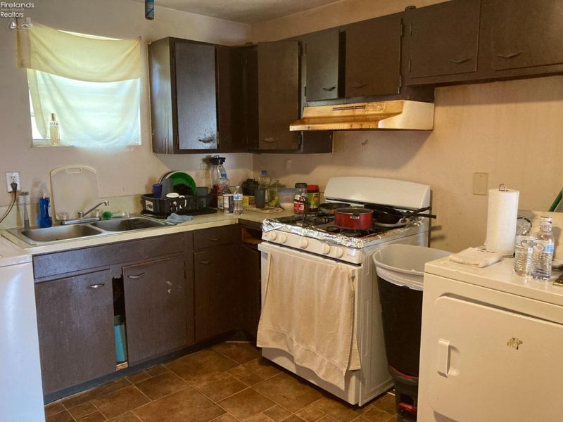 215 Second Street, Willard, OH 44890 Photo 7