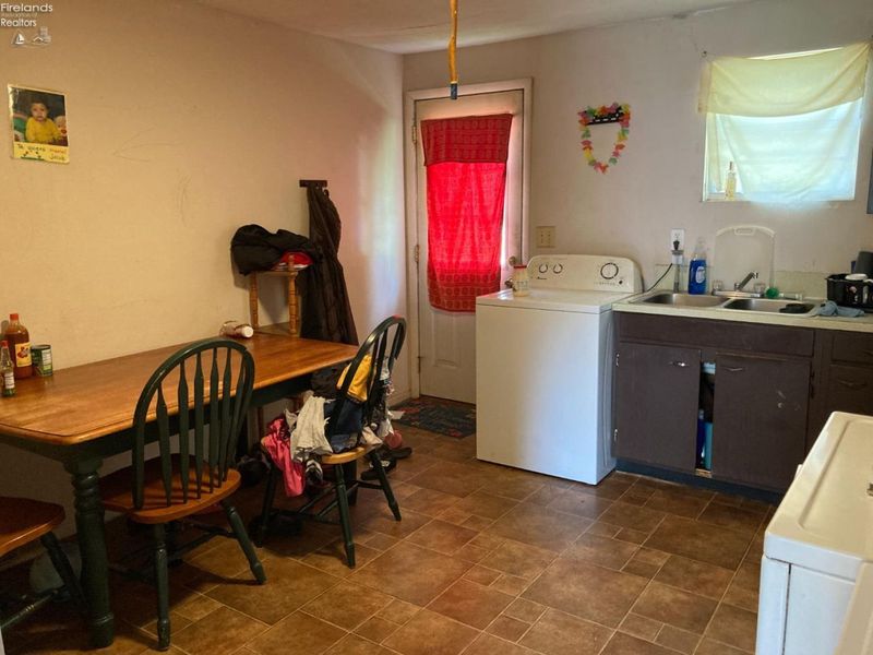 215 Second Street, Willard, OH 44890 Photo 8