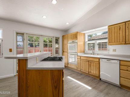 1229 Flora Glen Drive, Sparks, NV 89434 Photo