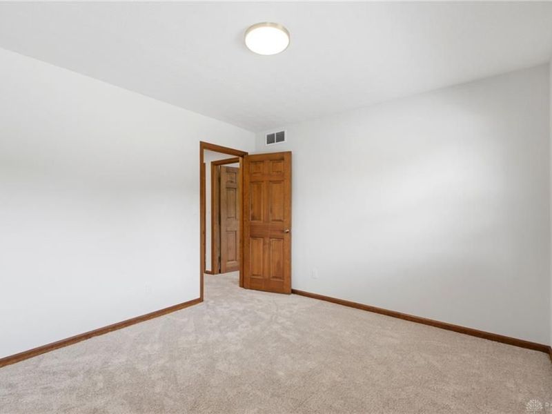 5019 Parkview Court, Dayton, OH 45458 Photo 38