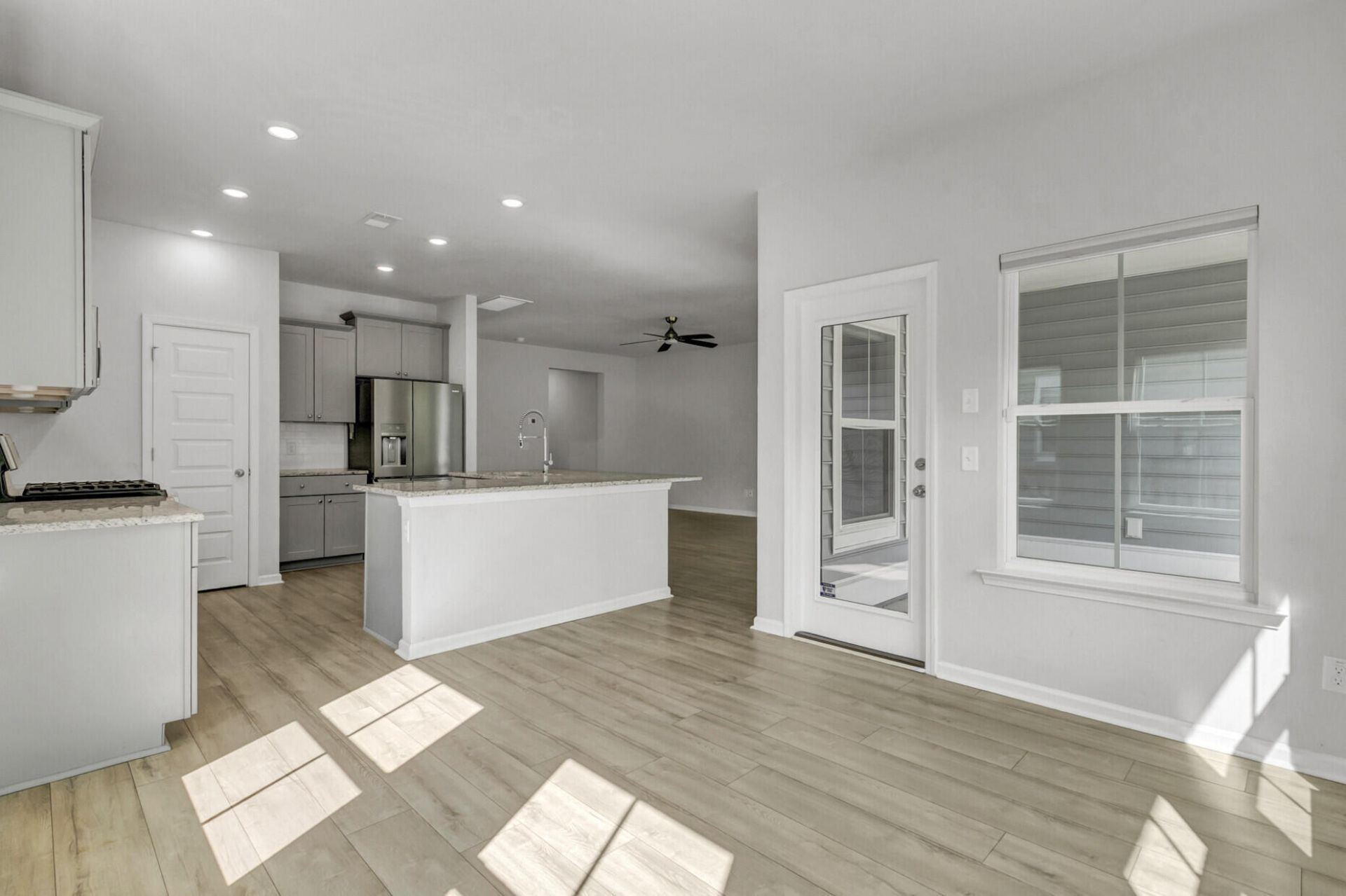 991 Arrowwood Way Photo 15