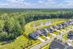 991 Arrowwood Way photo 4