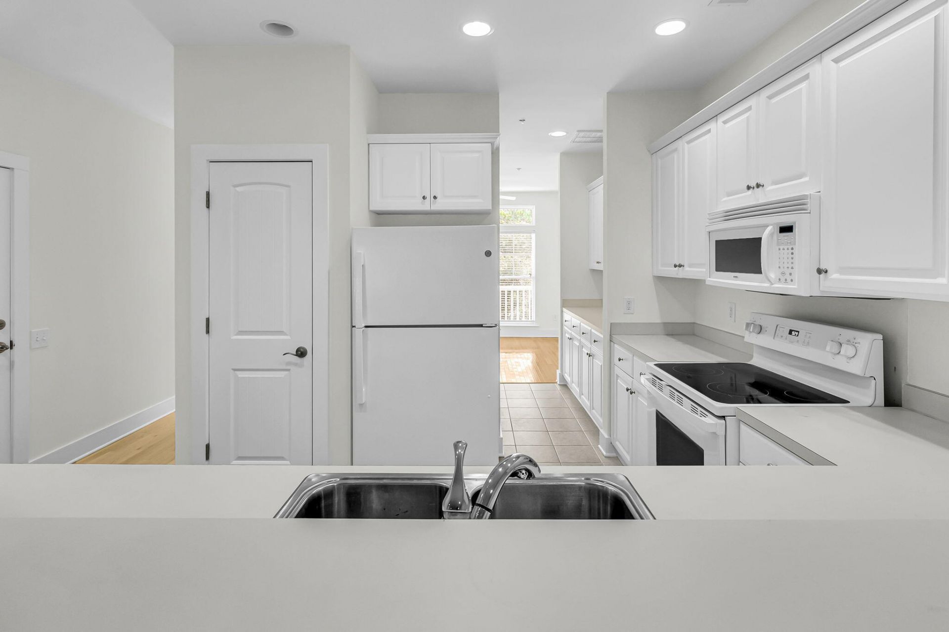 202 Garmouth Court Photo 17